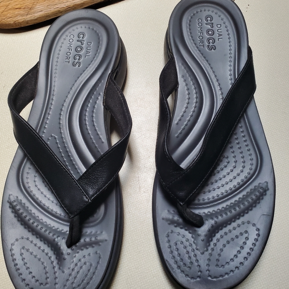 Sandles